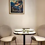 Appartement 2 Personnes Proche Tour Eiffel
