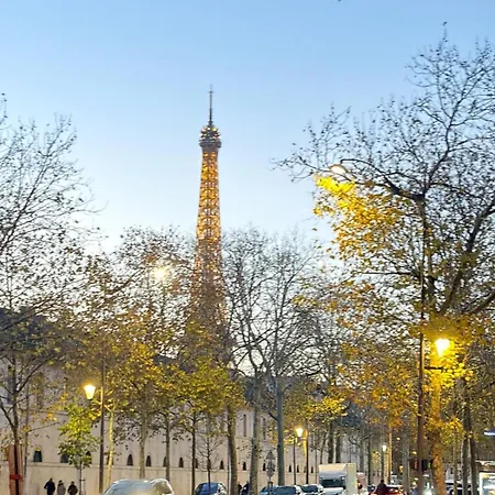 2 Personnes Proche Tour Eiffel Appartamento *
